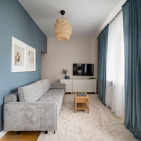 Wola Ratusz Homely Apartment 华沙 外观 照片