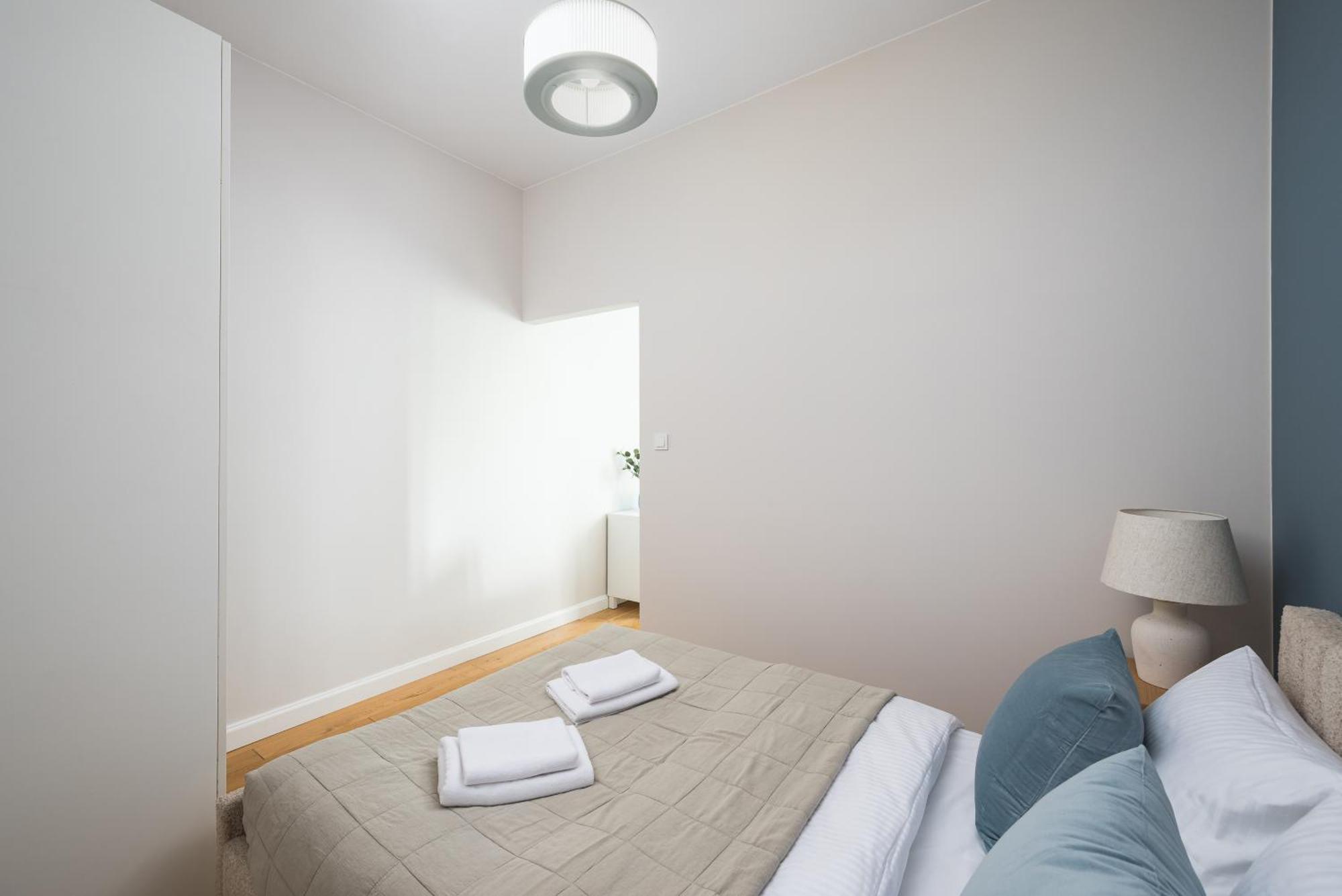Wola Ratusz Homely Apartment 华沙 外观 照片